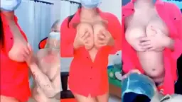 Chiasandra Dan Sahabatnya Telanjang Dalam Momen Mesra