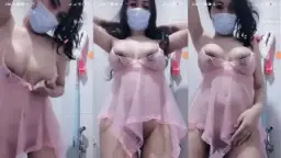 Citra Tobrut Mandi Telanjang Tanpa Hijab, Toge Menggoda