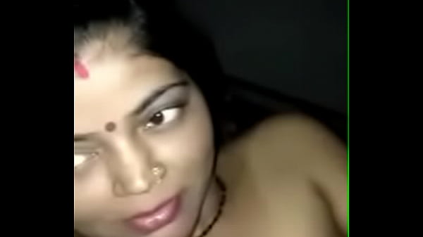 Sizzling Housewife Next Door