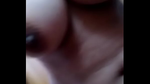 Delhi’s Seductive Housewife And Her Daring Escort