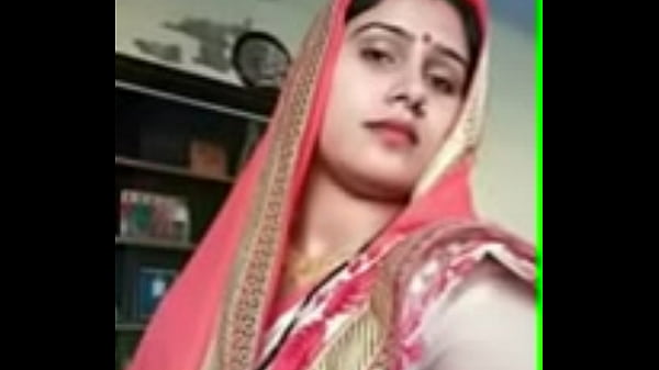 Uncle’s Wife Whispers Dirty Talk In Hindi