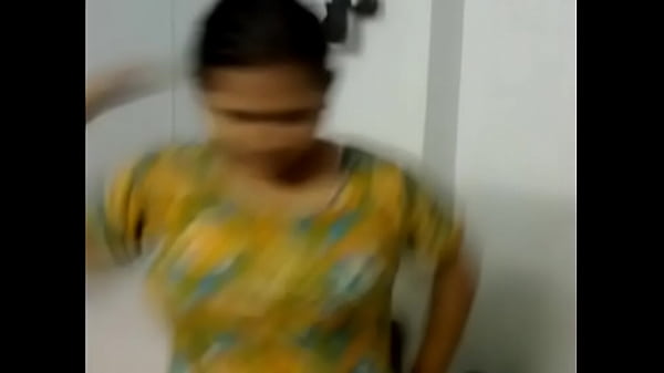 Fresh From The Bath, A Sweet Desi Beauty Glistens