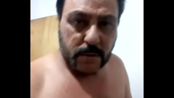 Esposa Na Visita, Entregando O ânus