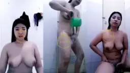 Bidadari Telanjang Bulat: Atut Mandi Sensual Di Siaran Langsung