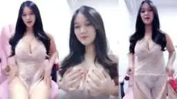 Goyang Menggoda Sheila, Belahan Dada Bergoyang Menggoda