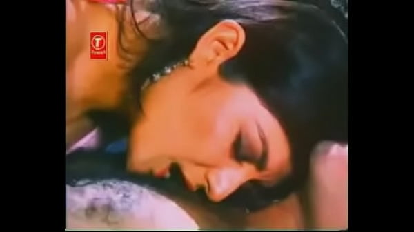 Akarshan: Vintage Bollywood’s Sensual Allure