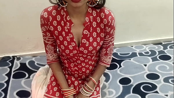 Desi Gaon Ki Bhabhi Ne Parlour Officer Ko Rishwat Na Dekar Apni Jawani Ka Hisaab Chukaya