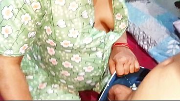 Indian Bhabhi Ki Tight Pussy Ki Chudai Ki Video, Saaf Hindi Awaaz Mein