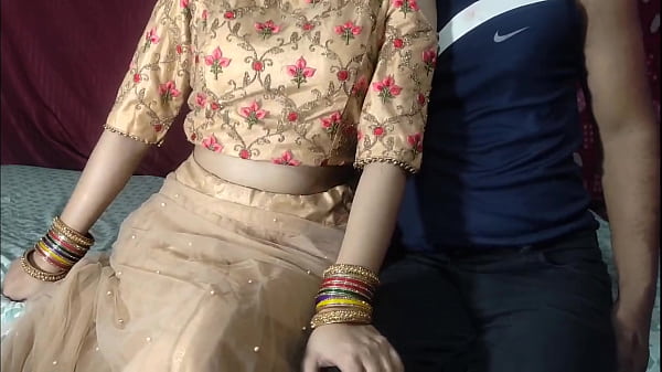 Devar Chod Raha Hai Indian Desi Bhabhi Ko Hindi Audio Mein