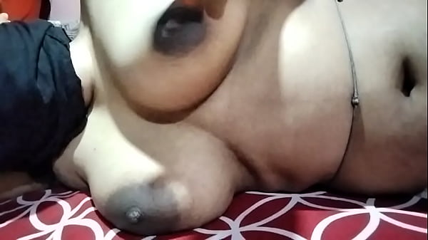 Mallu Indian Bhabh Spreading Her Thick Thighs For A Rough Night