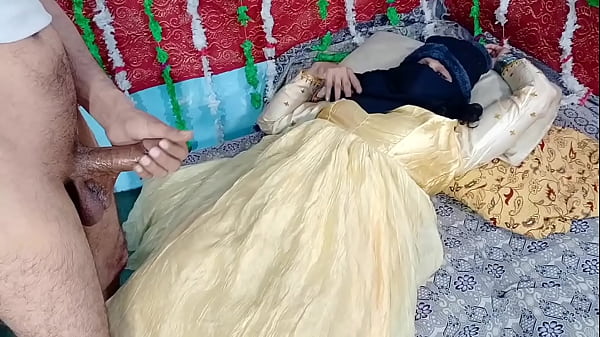 Yellow Desi Bride Gets Her Tight Pussy Drilled Hard By A Thick Indian Cock – Wild Xxx Sex On Xvideos