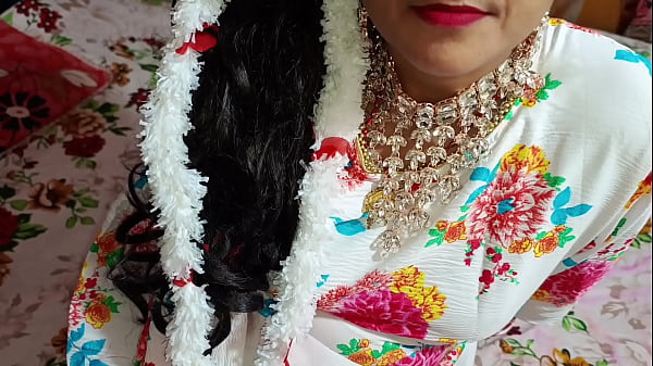 छोटी बहन ने अपने सौतेले भाई के साथ जोशीला सेक्स किया, साफ हिंदी आडियो में सुनो
