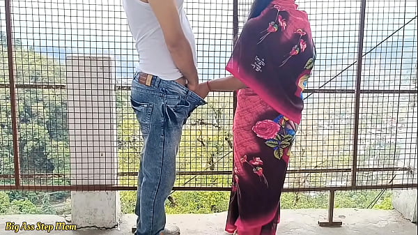Watch The Hottest Indian Couple Fucking Outdoors In A Public Place – Steamy River Side Sex Video In Hindi