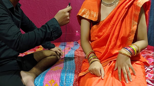 Desperate Indian Desi Bhabhi Gets Fucked Hard By A Complete Stranger