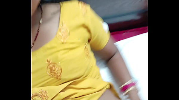 My Bhabhi’s Bangles Clink As She Fucks Right Next To Me