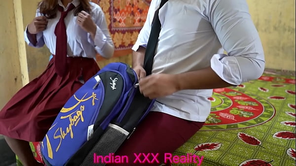 Indian Hottest Girl And Boy Fuck With Clear Hindi Moans