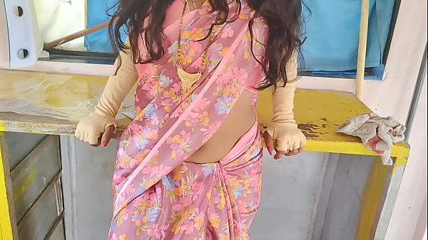 कामवाली बाई और मकान मालिक की गरम देसी रात