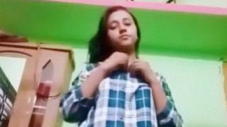 Watch The Exposed Naked Stripping Video Of A Hot Bangladeshi Girl