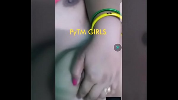 Watch This Indian Desi Aunty Flash Her Tits And Wet Pussy On Whatsapp For Paytm Cash