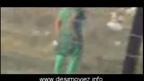 Desi Girls Letting It Loose In The Open