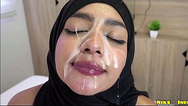 Muslim Hijaabi Teen Gets Railed Hard And Left Dripping With Cum