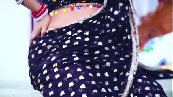 Horny Indian Bhabhi With Heavy Tits Gets Pounded Hard While Making Dinner