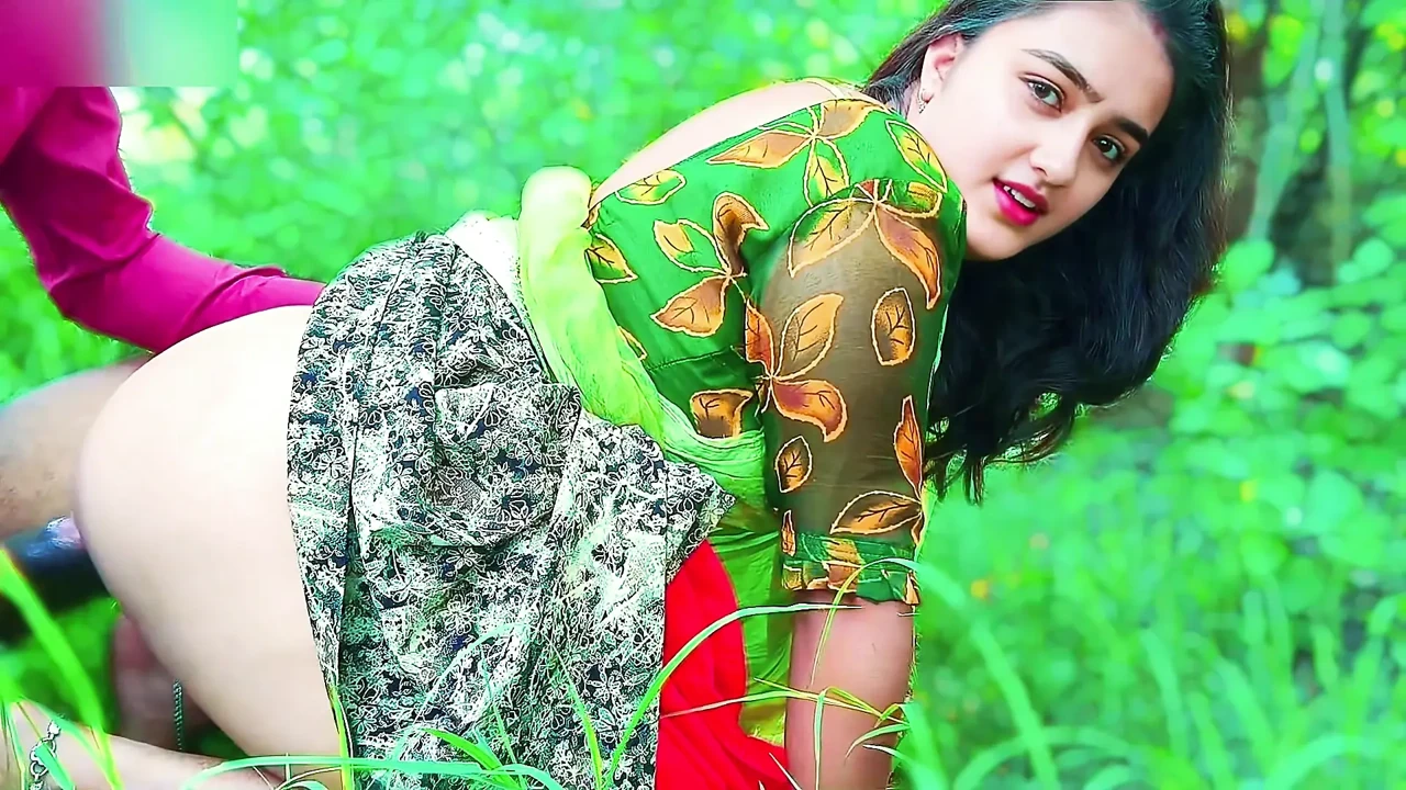 Dehati Village Girl Outdoor Fun, Jija Sali Fuck, Dehati Gav Ki Ladki Apne Jiju Ke Sath Khet Pr Gai Or Jiju Se Chudai Hindi Audio