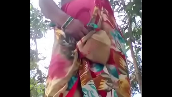 Desi Roshni Bhabhi Flaunting Her Hot Curves, Teasing With Her Sexy Body