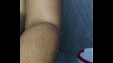 Indian Desi Milf Stepmom Caught Bathing In Hidden Camera Mms – Real Wife Exposed In Steamy Shower