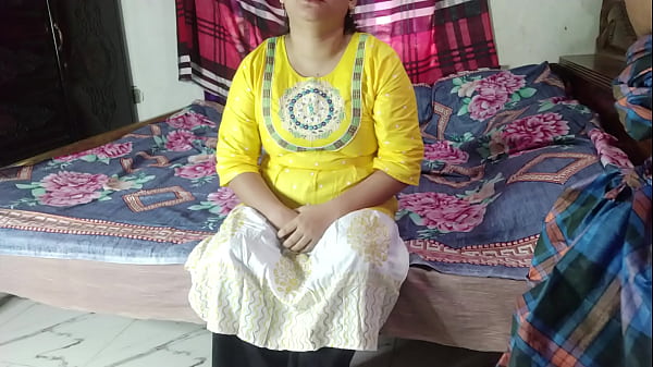 Bengali Bhabhi Gets Wild The Moment Her Husband Leaves