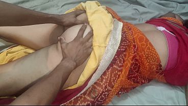 प्लम्बर ने घरेलू औरत से चुदाई करके पेमेंट ली, हिंदी आवाज़ में सुनो