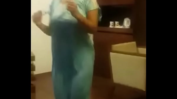 Desi Seductive Moves, Body Craving Heat